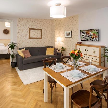 Seno6 Apartments Prague Ngoại thất bức ảnh